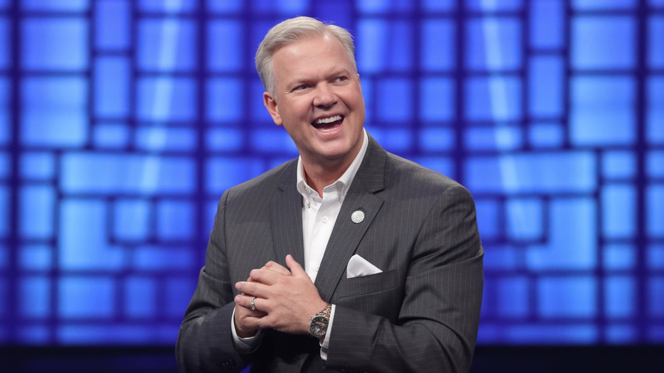 robert morris net worth